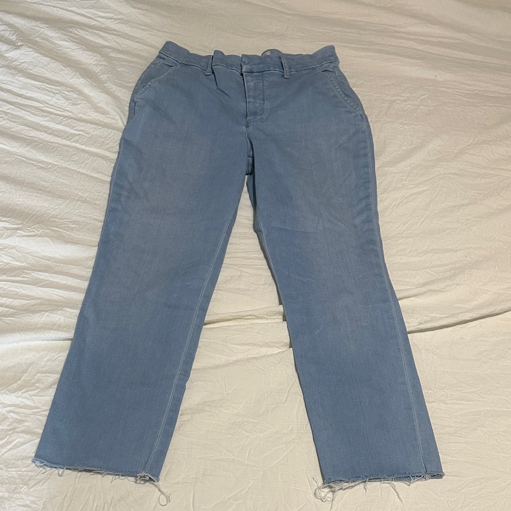 Frank & Eileen Wicklow Light Blue Denim Raw Hem